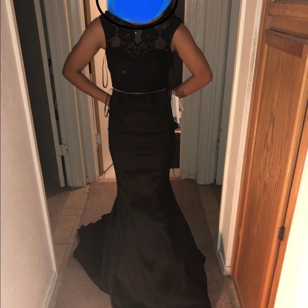 Elizabeth K dress